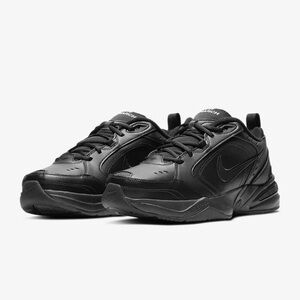 New In Box Nike Air Monarch IV 4E-Wide, 8